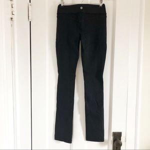 Lululemon yoga pants